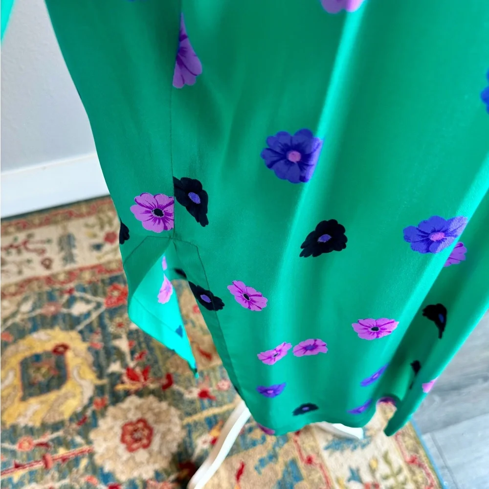 Italian Silk Floral Topper Blouse - Picture 6 of 8